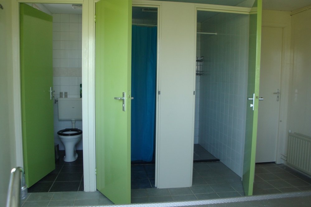 Bovenstand-toiletgebouw